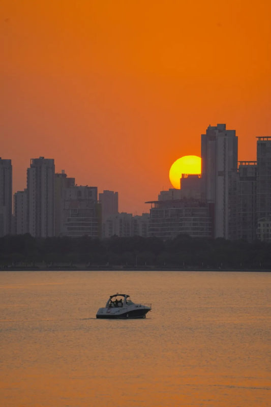 Eslite Bookstore Suzhou Sunset